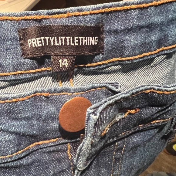 Prettylittlething jeans womens US 10 like new - Picture 4 of 5